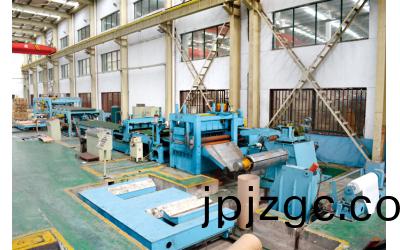 薄(bao)闆開(kāi)捲(juan)矯(jiao)平(ping)跟(gen)蹤(zong)橫切(qie)線